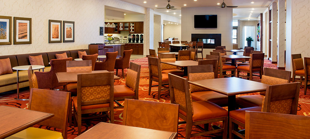 Homewood Suites By Hilton Winnipeg Airport - Polo Park Exterior photo