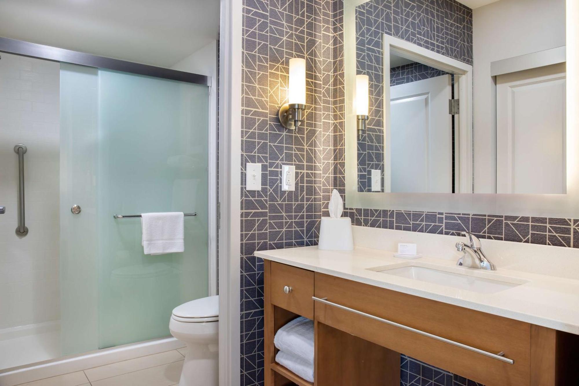 Homewood Suites By Hilton Winnipeg Airport - Polo Park Exterior photo