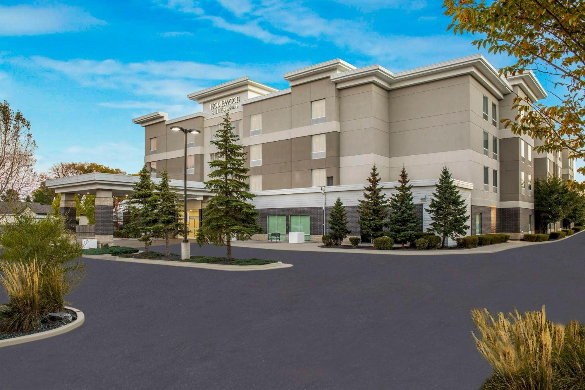 Homewood Suites By Hilton Winnipeg Airport - Polo Park Exterior photo