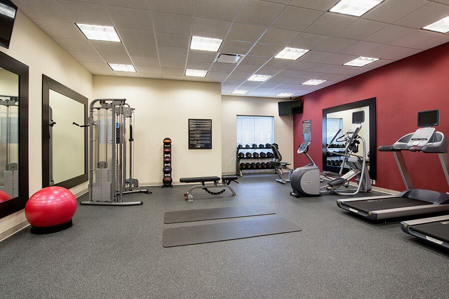 Homewood Suites By Hilton Winnipeg Airport - Polo Park Exterior photo